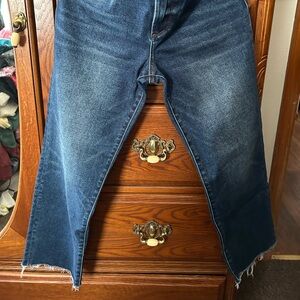 Women’s crop jeans